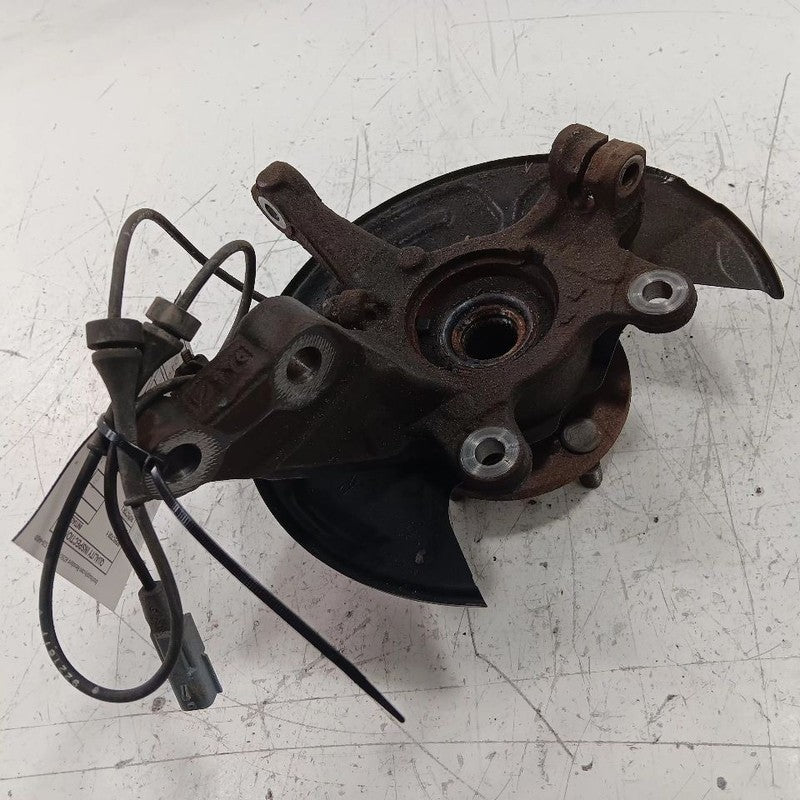 Pass. Right Front Spindle Knuckle Bearing Hub S Model 4 Lug Wheel 22-2