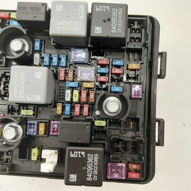Fuse Box Engine Opt L3T Fits 20-24 Buick Encore GX 853021