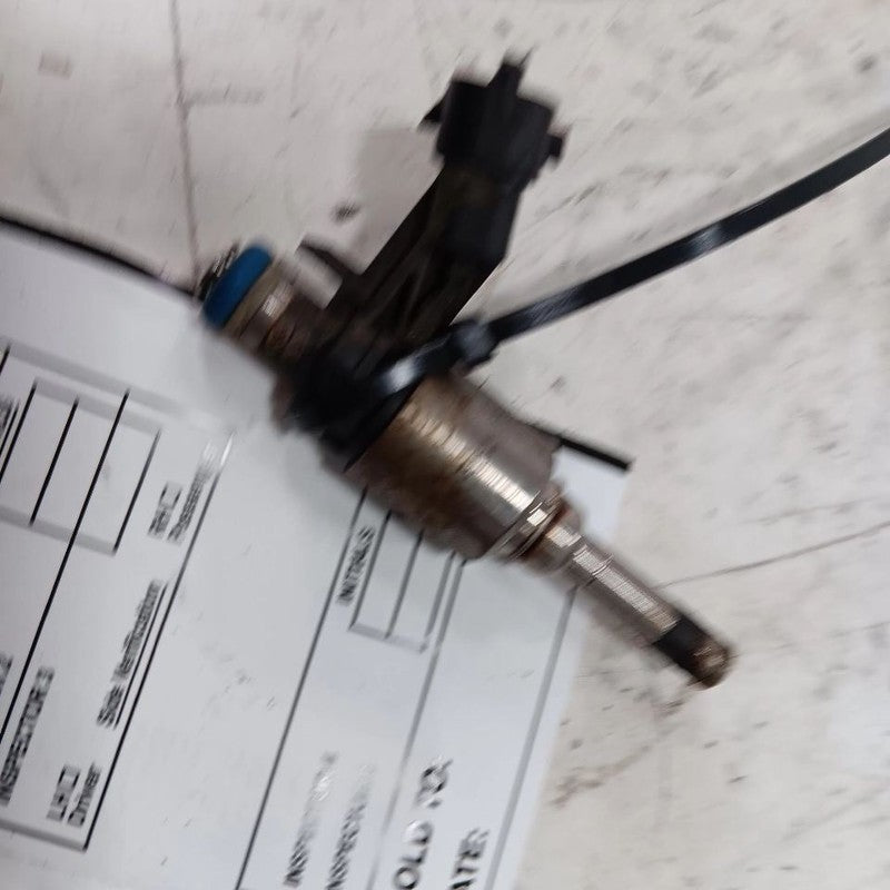 Fuel Injection Injector 1.6L Fits 12-17 Hyundai Accent OEM