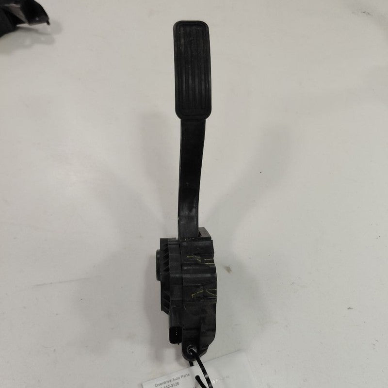Ford Fusion Gas Pedal  2016 2015 2014 2013 OEM