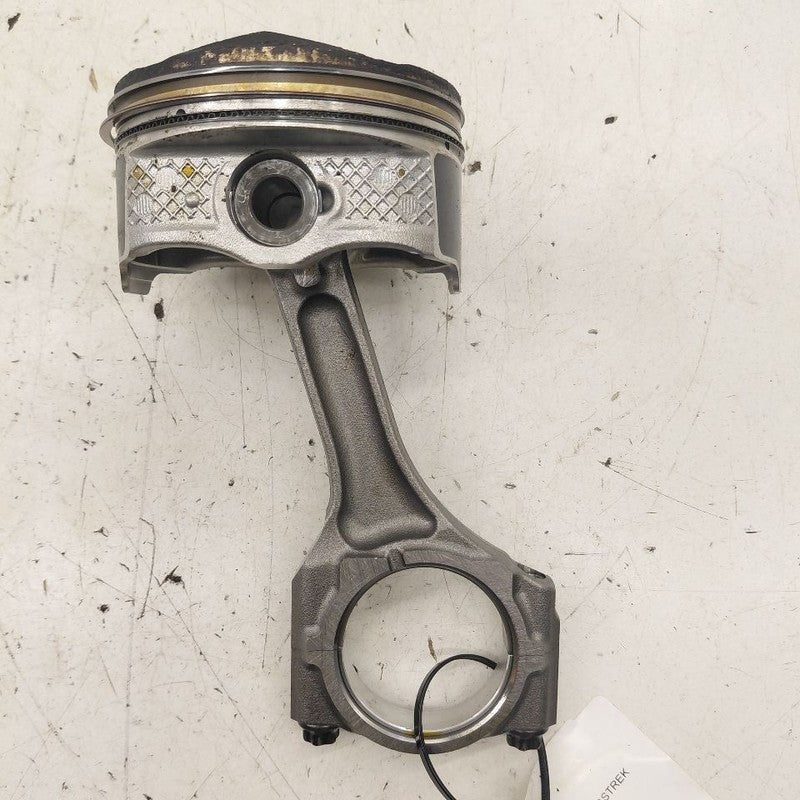 Subaru XV Crosstrek Single Piston With Connecting Rod   2.5 2025 2024