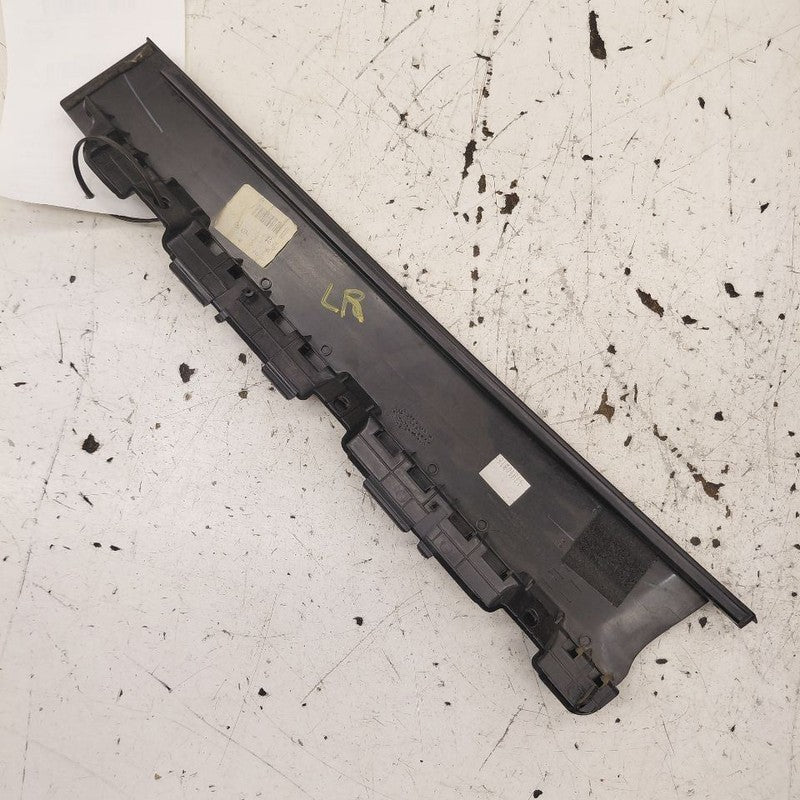 Kia Sorento Left Rear Door Applique Trim {83250C5000} 2018 2017 2016
