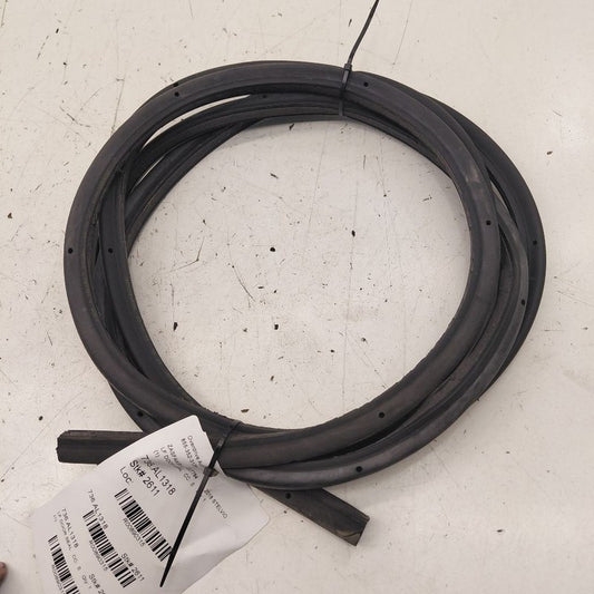 Alfa Romeo Stelvio On Door Seal Rubber Left Driver Front  2018 2019 20
