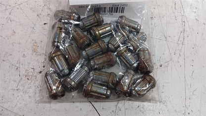 Hyundai Veloster Lug Nut Set  2012 2013 2014 2015  OEM
