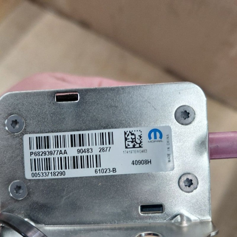 Chrysler 300 Radio Antenna Unit {68293977AA} 2017 2018 2019