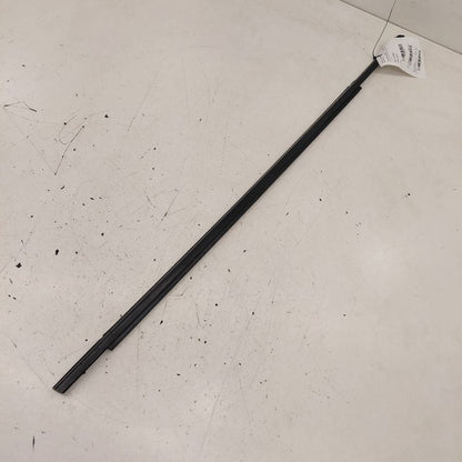 Ford Escape Door Glass Window Weather Strip Trim Front Right Passenger