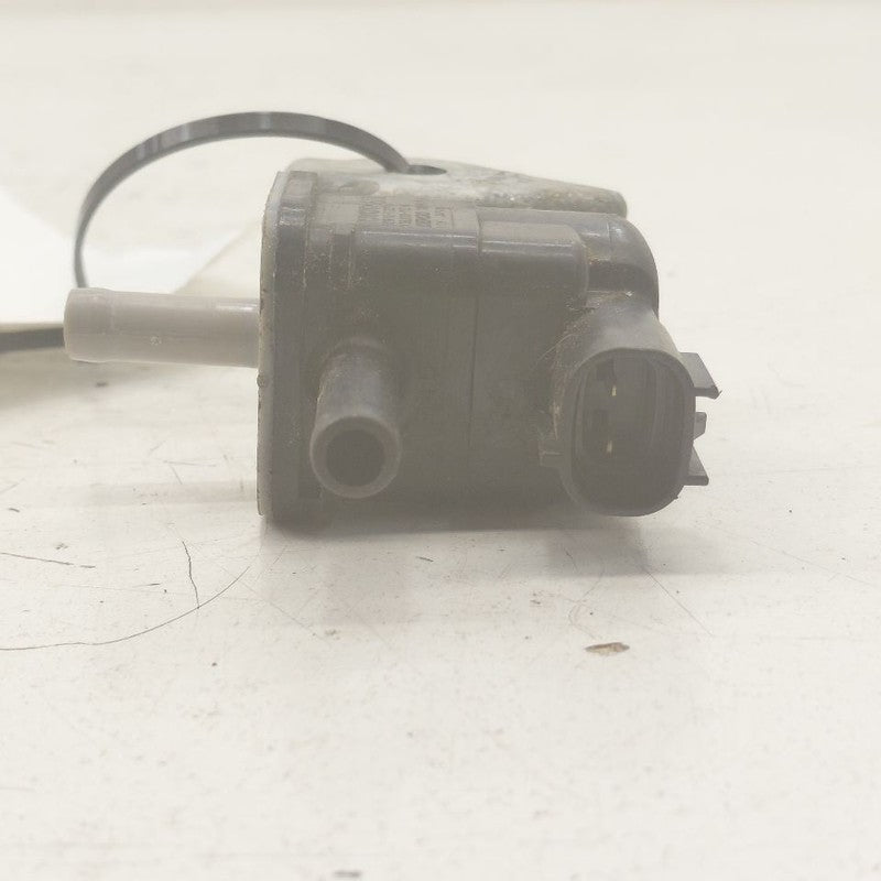 Lexus IS350 Vapor Canister Purge Valve {9091012276} 2020 2019 2018