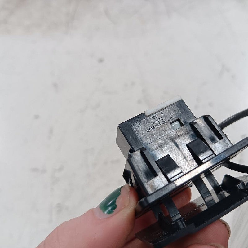 Nissan LEAF AUX Port Plug In {GT25MJ4PAD} 2013 2014 2015 2016 2017 OEM