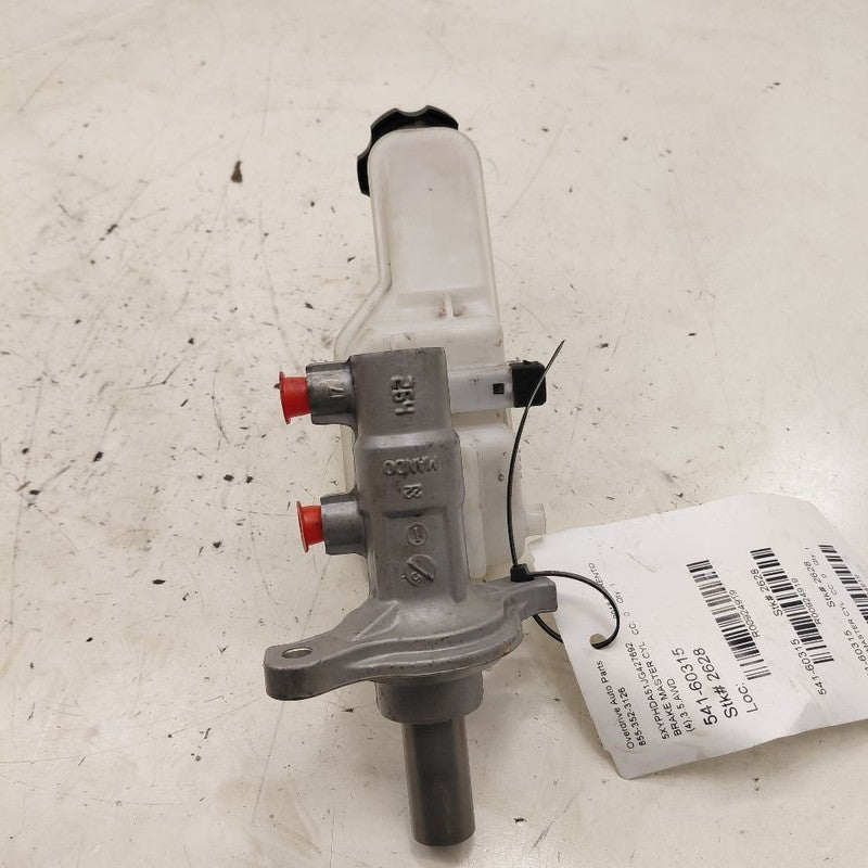 Brake Master Cylinder Fits 16-20 Kia Sorento