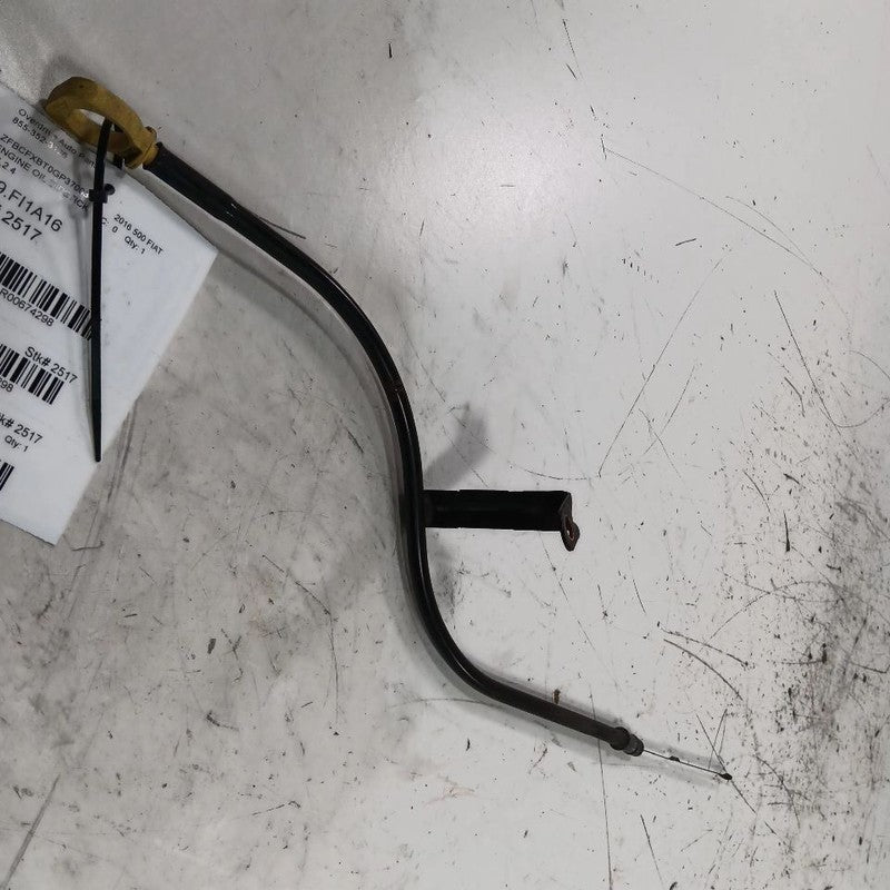 FIAT 500 2.4 Engine Oil Dipstick  2017 2016