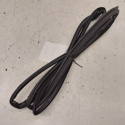 Chevy Trax On Door Seal Rubber Right Passenger Front  2025 2024