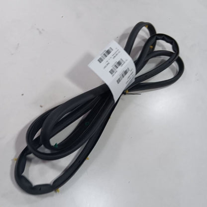 Chevy Malibu On Door Seal Rubber Right Passenger Front 2019 2020 2021 2022