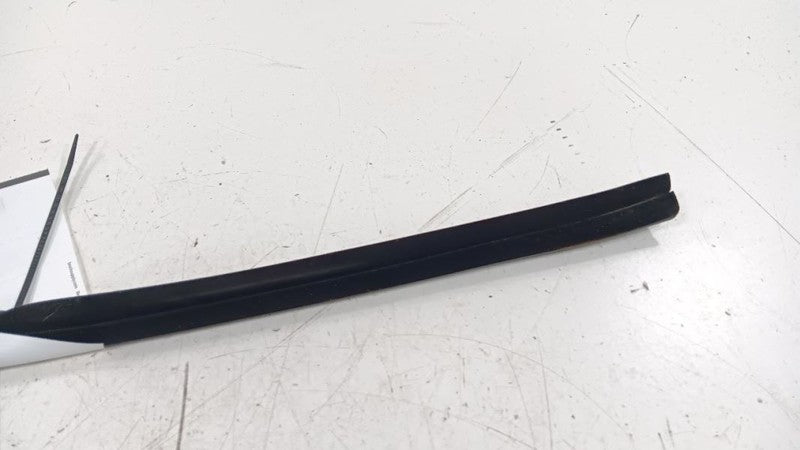 Hyundai Sonata Right Rear Weather Strip Interior 2018 2019