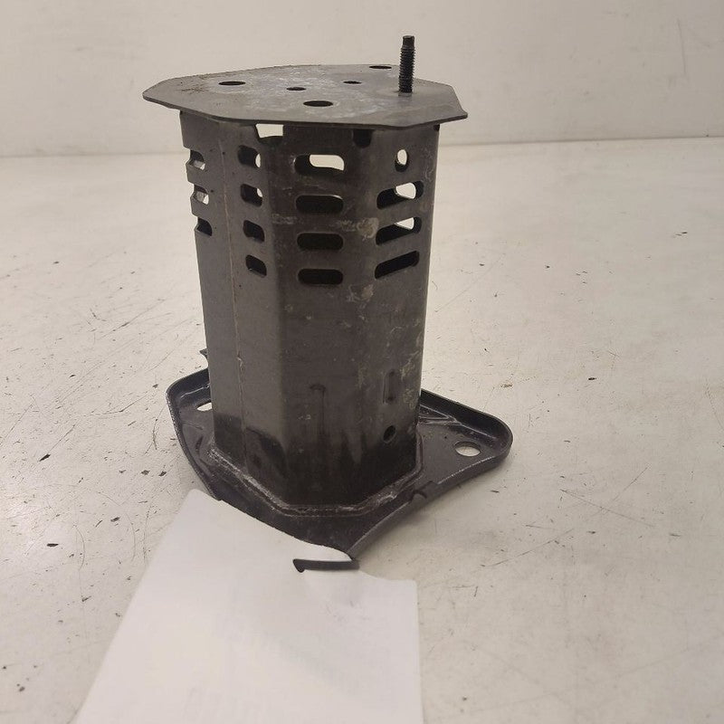 Toyota Prius Bumper Mount Bracket Left Driver Side Rear  2022 2021 202