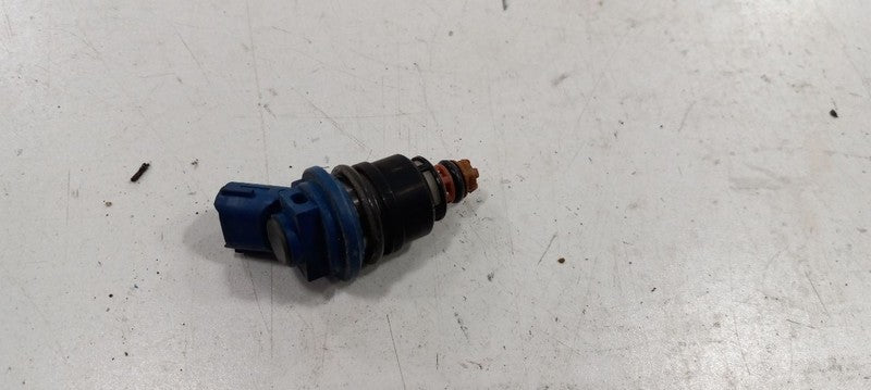 16611AA170 Fuel Injection Parts Fuel Injector 2.5L With Turbo Fits 05-06 Subaru Legacy