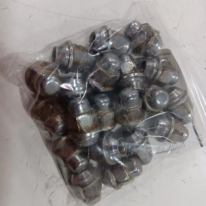 Hyundai Elantra Lug Nut Set  2017 2016 2015 2014 2013 OEM