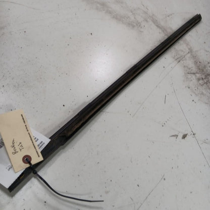 Fiat 500 Door Glass Window Weather Strip Trim Front Right Passenger  2