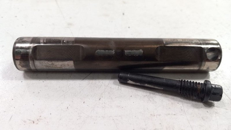 Chevy Trailblazer Differential Rear Axle Gear Pin and Bolt 2004 2005 2006 2007