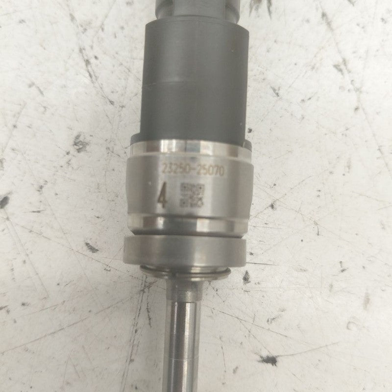 Lower Fuel Injection Injector Marked 4 Fits 22-25 Lexus NX350
