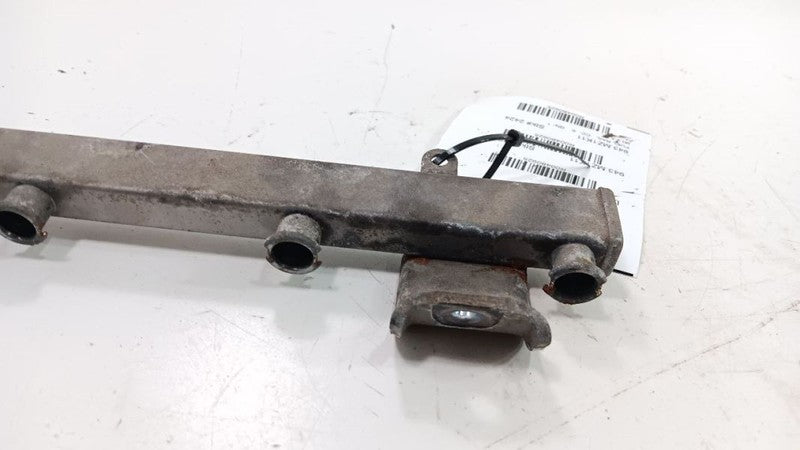 Mazda 3 Fuel Rail Injection Injector Mount Bar 2010 2011 2012 2013 OEM