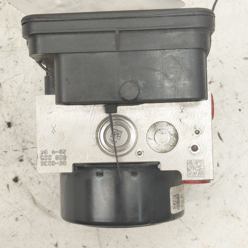 Anti-Lock Brake Part Pump Actuator CVT Hatchback Note Fits 14-19 Nissa