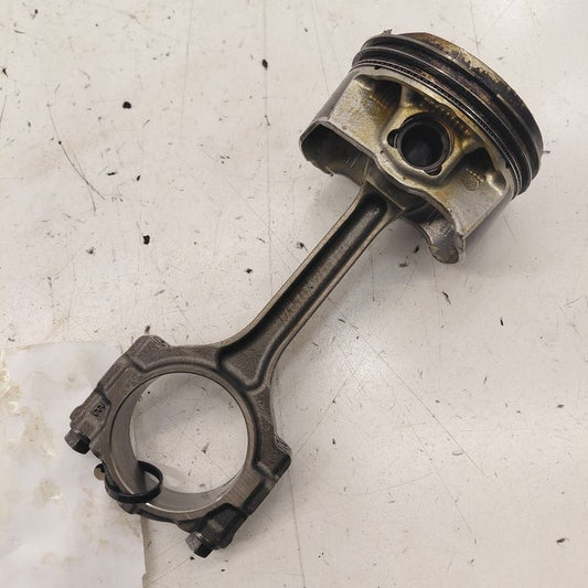 Chevy Volt Single Piston With Connecting Rod   1.5 2016 2017 2018 2019