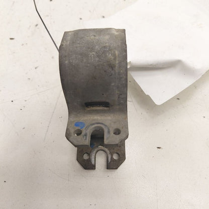 Chevy Volt Front Sway Bar Bushing Mounting Bracket  2016 2017 2018 201
