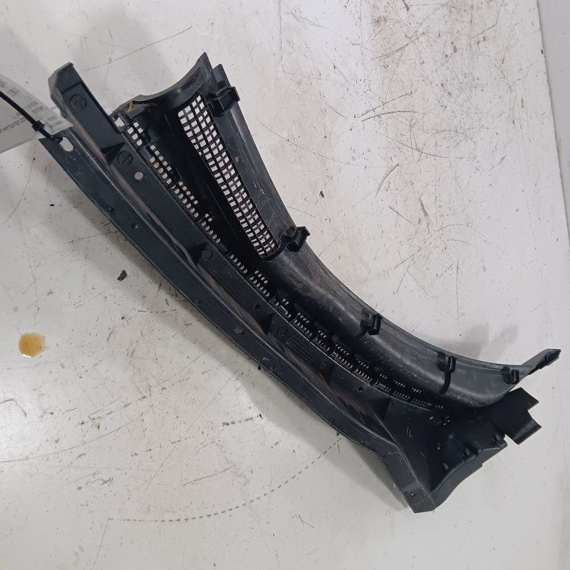 Outlander Sport Windshield Cowl Vent Panel Trim Cover Right Passenger 
