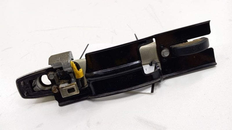 1RH64AXRAD Driver Left Front Door Handle Exterior Outside Fits 09-10 Dodge Journey