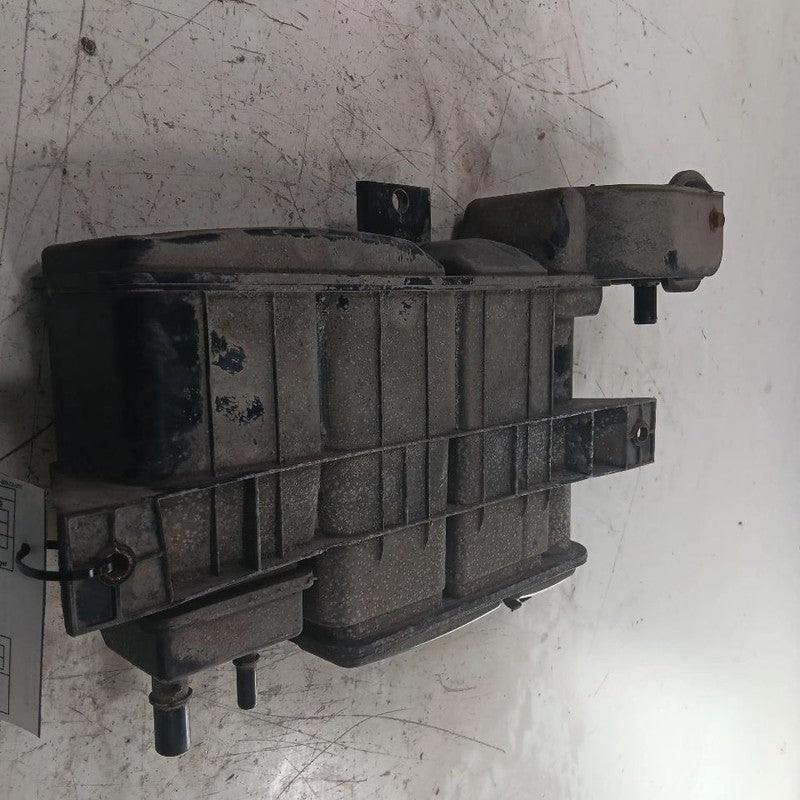 Hyundai Elantra Fuel Vapor Canister Charcoal Evaporator Can  2017 2018 2019 2020