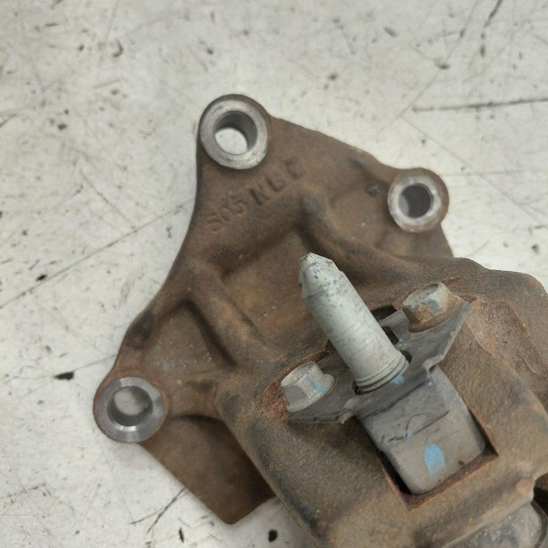 Hyundai Veloster Engine Motor Mount Left Driver  1.6 2017 2016 2015 20