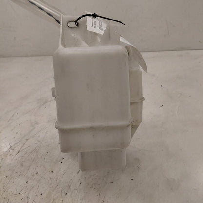 Windshield Washer Fluid Reservoir VIN Fu 7th & 8th Digit US 16-22 Toyo