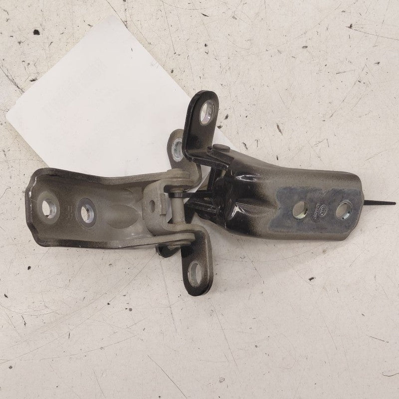 Hyundai Kona Door Hinge Set Right Front Passenger  2021 2020 2019