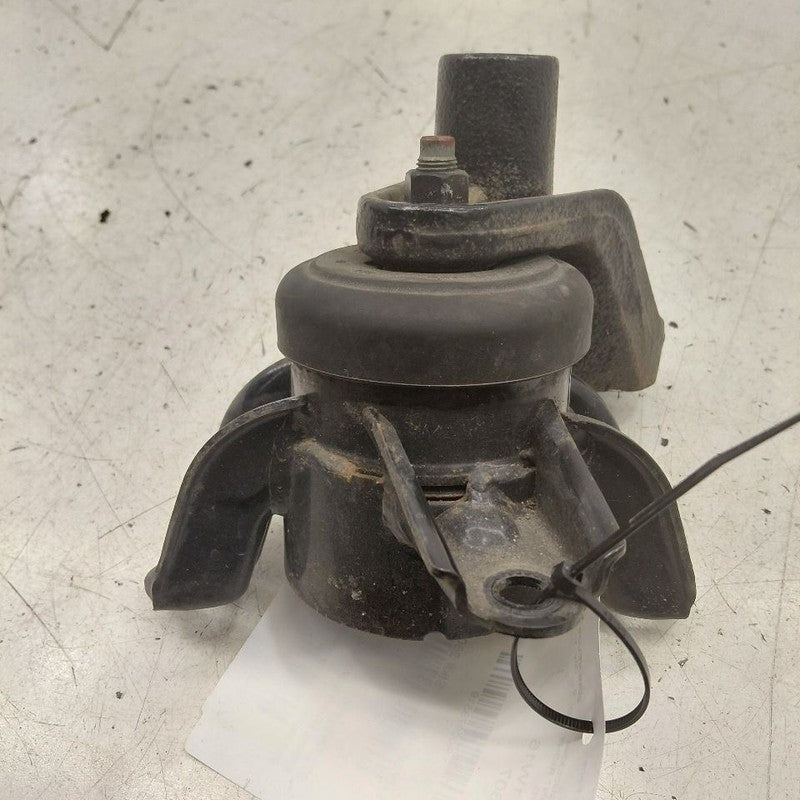 Hyundai Veloster Engine Motor Mount Right Passenger  1.6 2017 2016 201