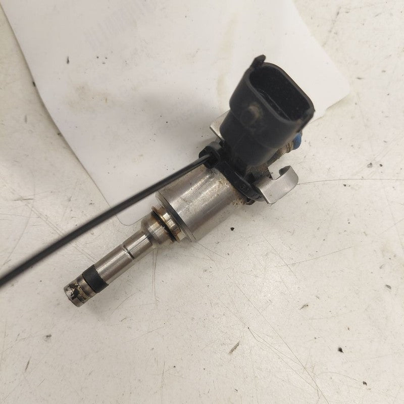 Fuel Injection Injector 1.6L Fits 12-17 Hyundai Accent