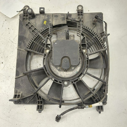 Passenger Right Radiator Cooling Fan Motor Fits 18-21 Honda Clarity