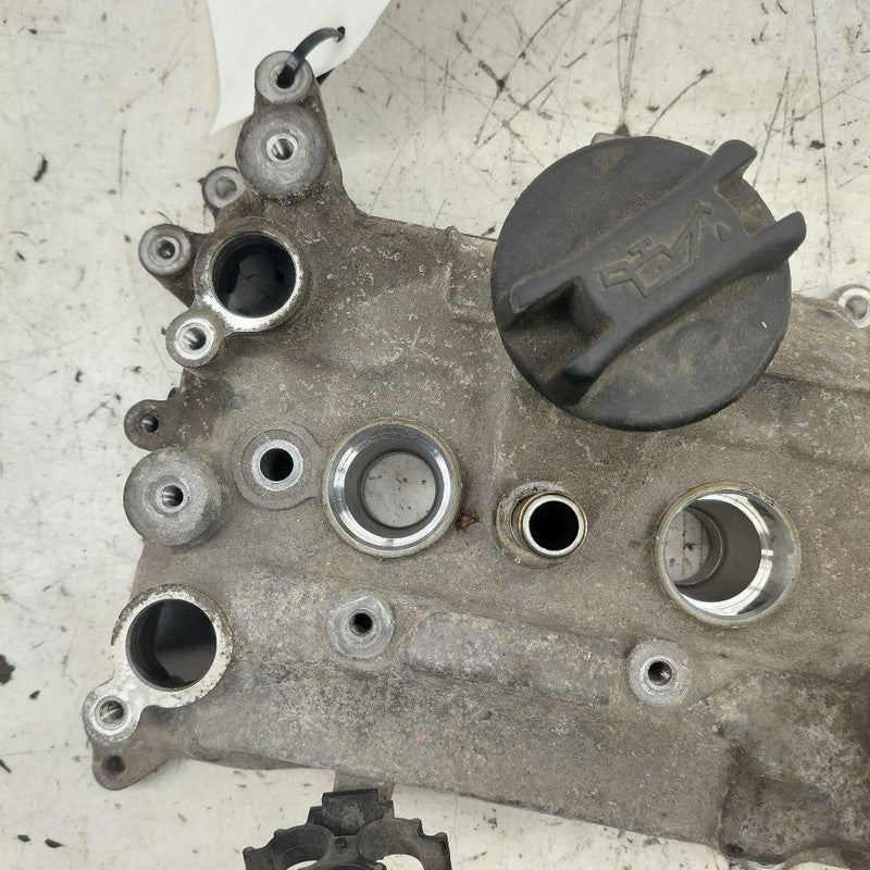 Nissan Versa Note Engine Cylinder Head Valve Cover  1.6 2019 2018 2017