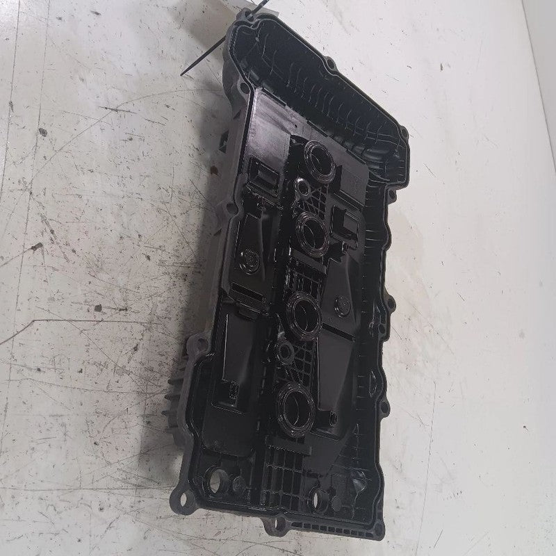 Hyundai Elantra 2.0 Engine Cylinder Head Valve Cover  2017 2018 2019 2020