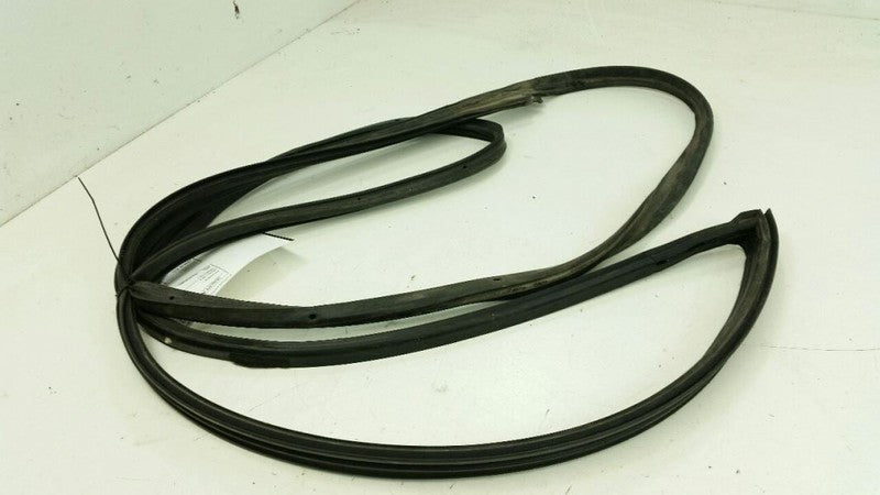  2005 Nissan Altima On Door Seal Rubber Gasket Right Passenger Front 2004 2006