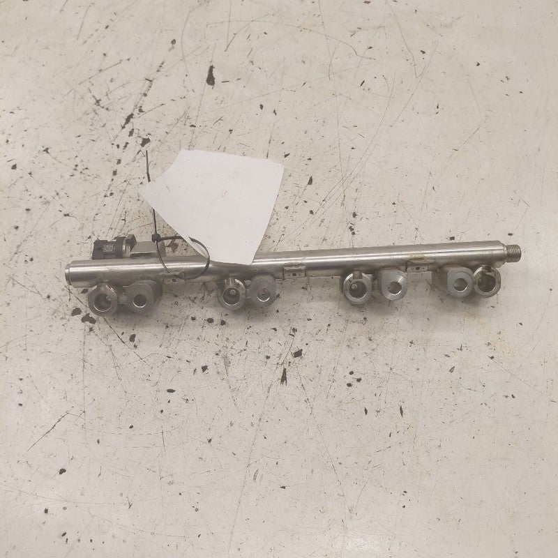 Hyundai Santa Fe Fuel Rail Injection Injector Mount Bar  2.0 2019 2020