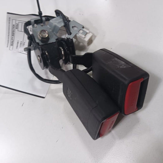 Mazda CX-5 Seat Belt Buckle Latch Right Passenger Rear Back  2023 2022 2021 2020