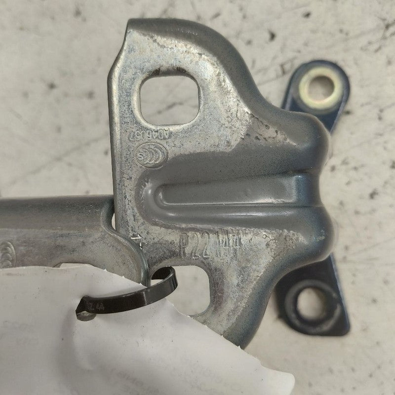 Buick Encore GX Door Hinge Set Left Front Driver  2022 2023 2024 2025