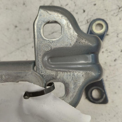 Buick Encore GX Door Hinge Set Left Front Driver  2022 2023 2024 2025