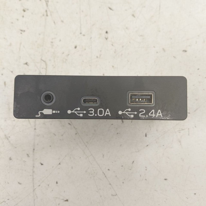 Subaru XV Crosstrek USB Plug In Hub Port  2025 2024