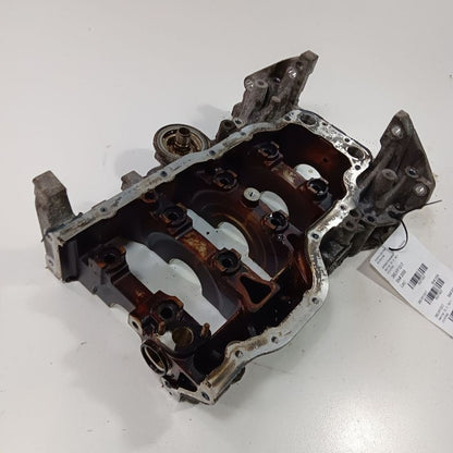 Hyundai Elantra Engine Block Crankshaft Main Cap  2.0 2017 2018 2019 2020