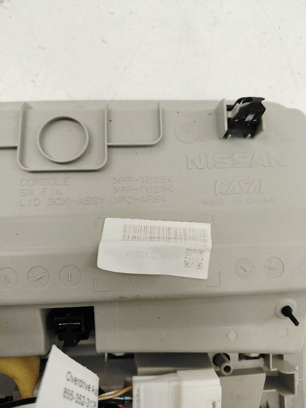 Nissan Maxima Sun Glasses Holder  2018 2017 2016 OEM