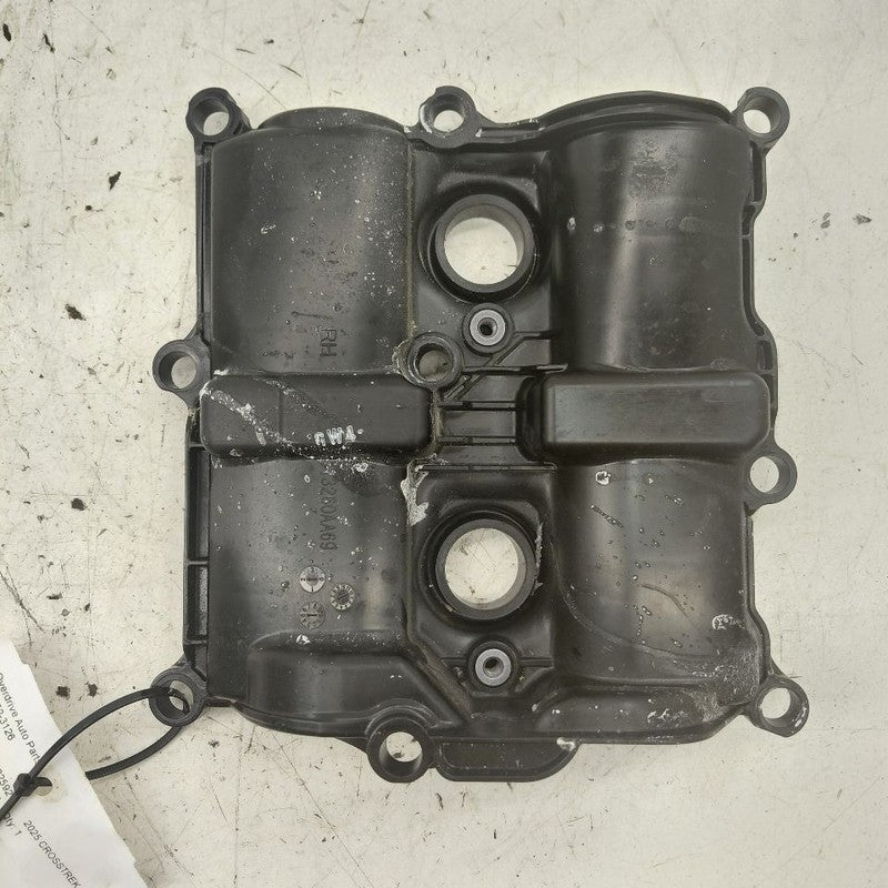 Subaru XV Crosstrek Right Rear Engine Cylinder Head Valve Cover  2025 