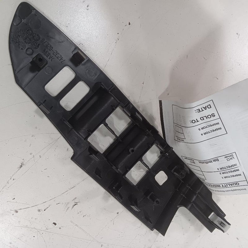 Toyota Corolla Window Switch Bezel Trim Left Front 2019 2018 2017 OEM