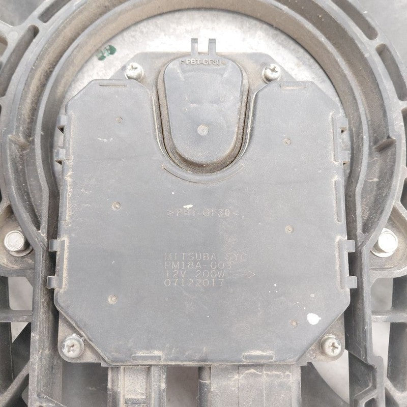 Passenger Right Radiator Cooling Fan Motor Fits 18-21 Honda Clarity
