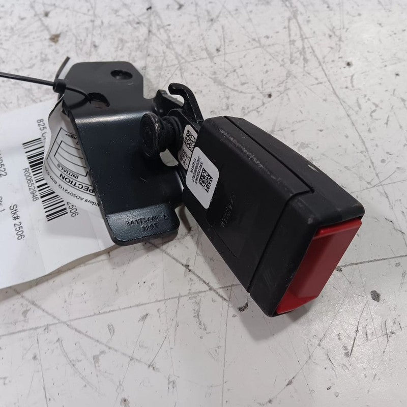 Jeep Compass Seat Belt Buckle Latch Right Passenger Rear Back  2018 2019 2020 20